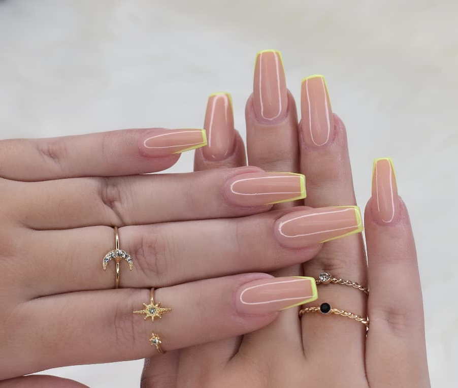 15 lastest coffin shape peach nails styles make you stylish