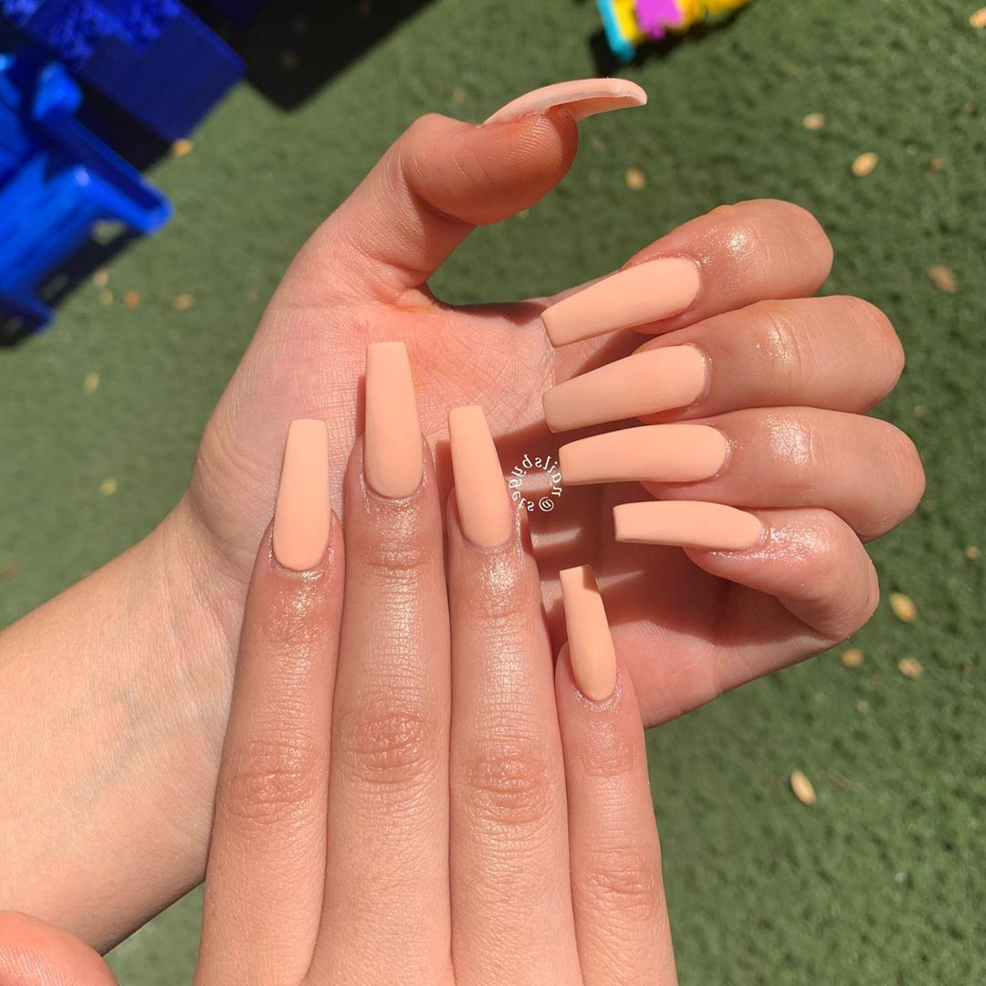 15 lastest coffin shape peach nails styles make you stylish