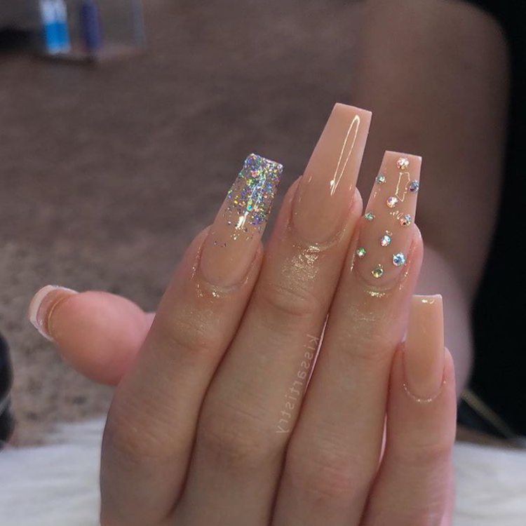 15 lastest coffin shape peach nails styles make you stylish